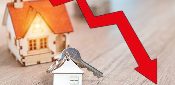UK house prices drop 5.3% with falls in every region