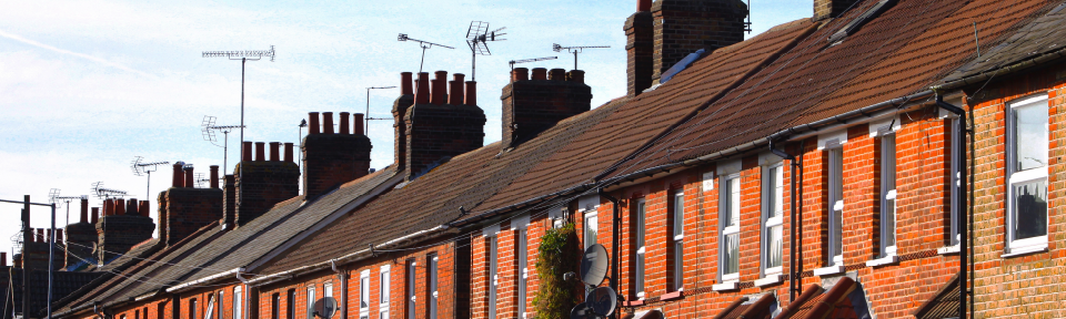 UK house prices rising at fastest rate in 15 years, says Halifax
