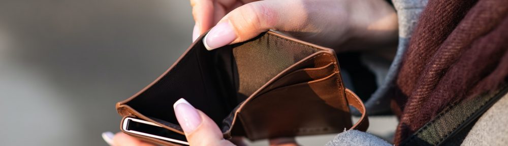 UK house prices hit record high but are threatened by cost of living crisis