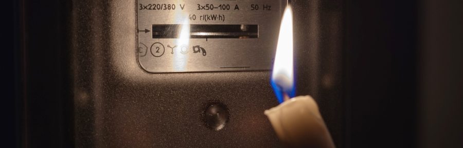 Energy suppliers in UK banned from force-fitting prepay meter