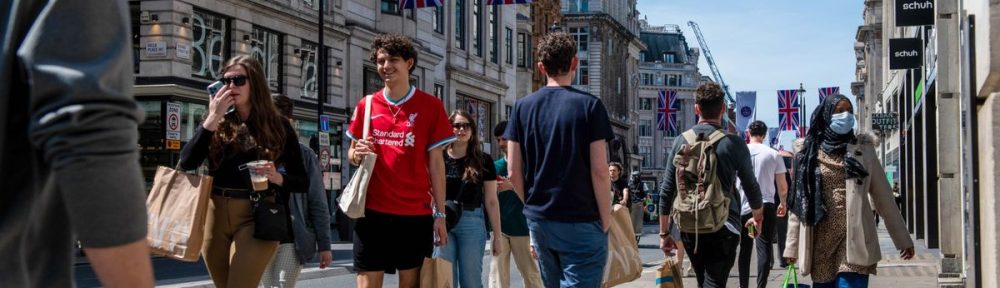 Average London rent hits record £553 a week