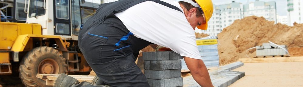 Choosing a Land Surveyor for Your Construction Project