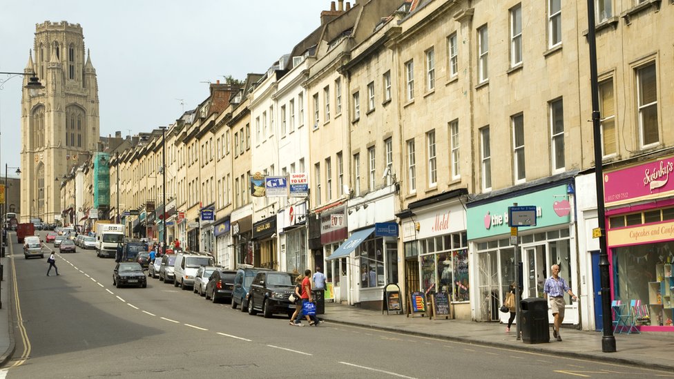 First Time Buyers Guides to Building Survey Types in the UK